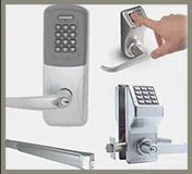 Logan Square IL Locksmith Store, Logan Square, IL 773-345-4743 - com-locks